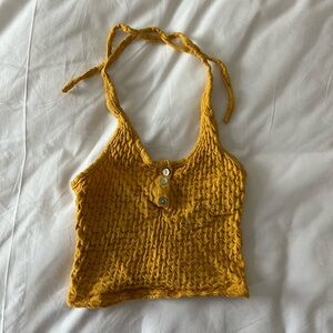 Halter tie crop tank